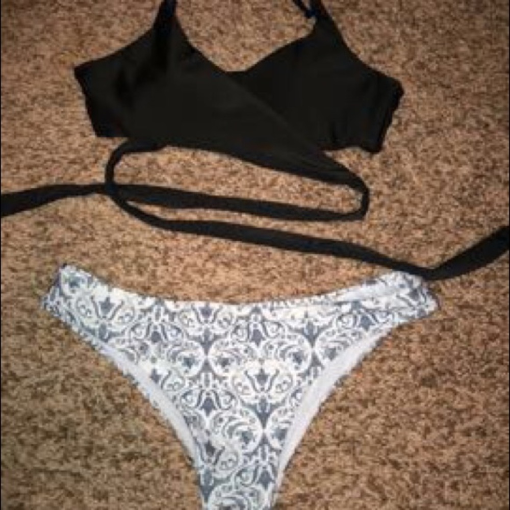 CROSS TIE BIKINI